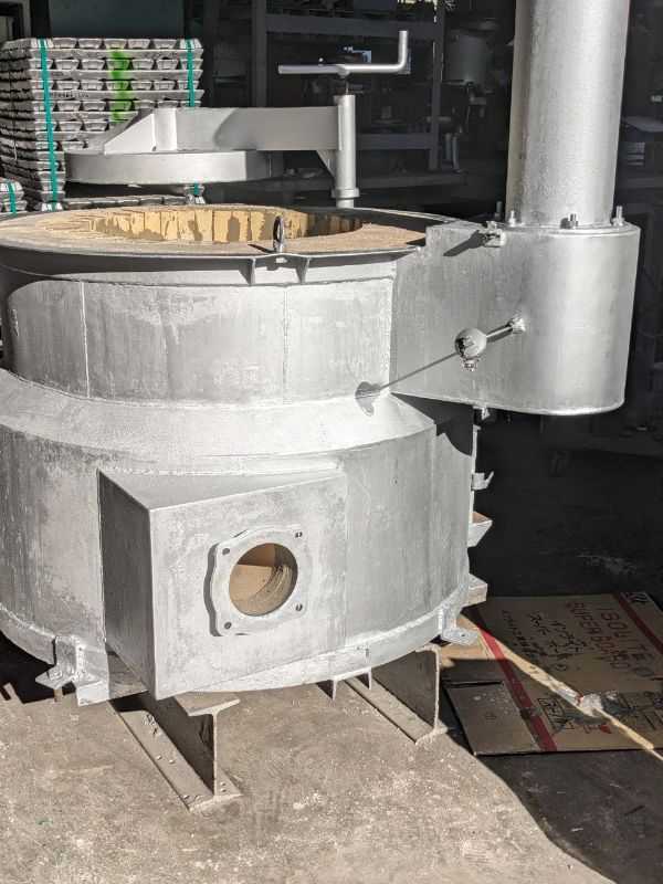 築炉工事の様子1